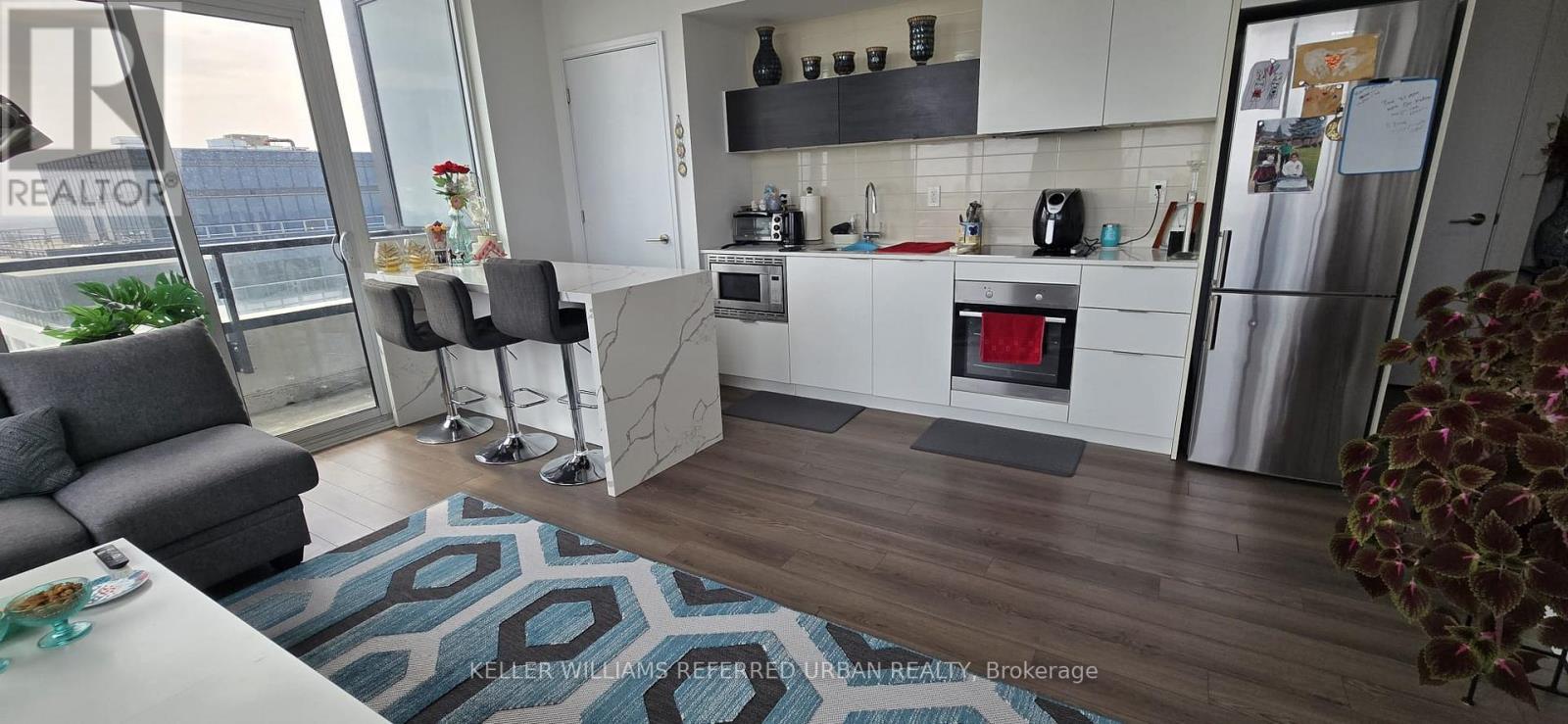 2809 - Main Room - 20 Thomas Riley Road, Toronto, Ontario  M9B 0C3 - Photo 9 - W13051894