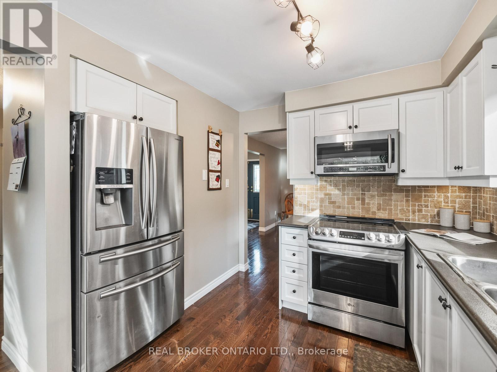 24 Mansion Street, Brampton, Ontario  L6S 3E2 - Photo 12 - W13051944