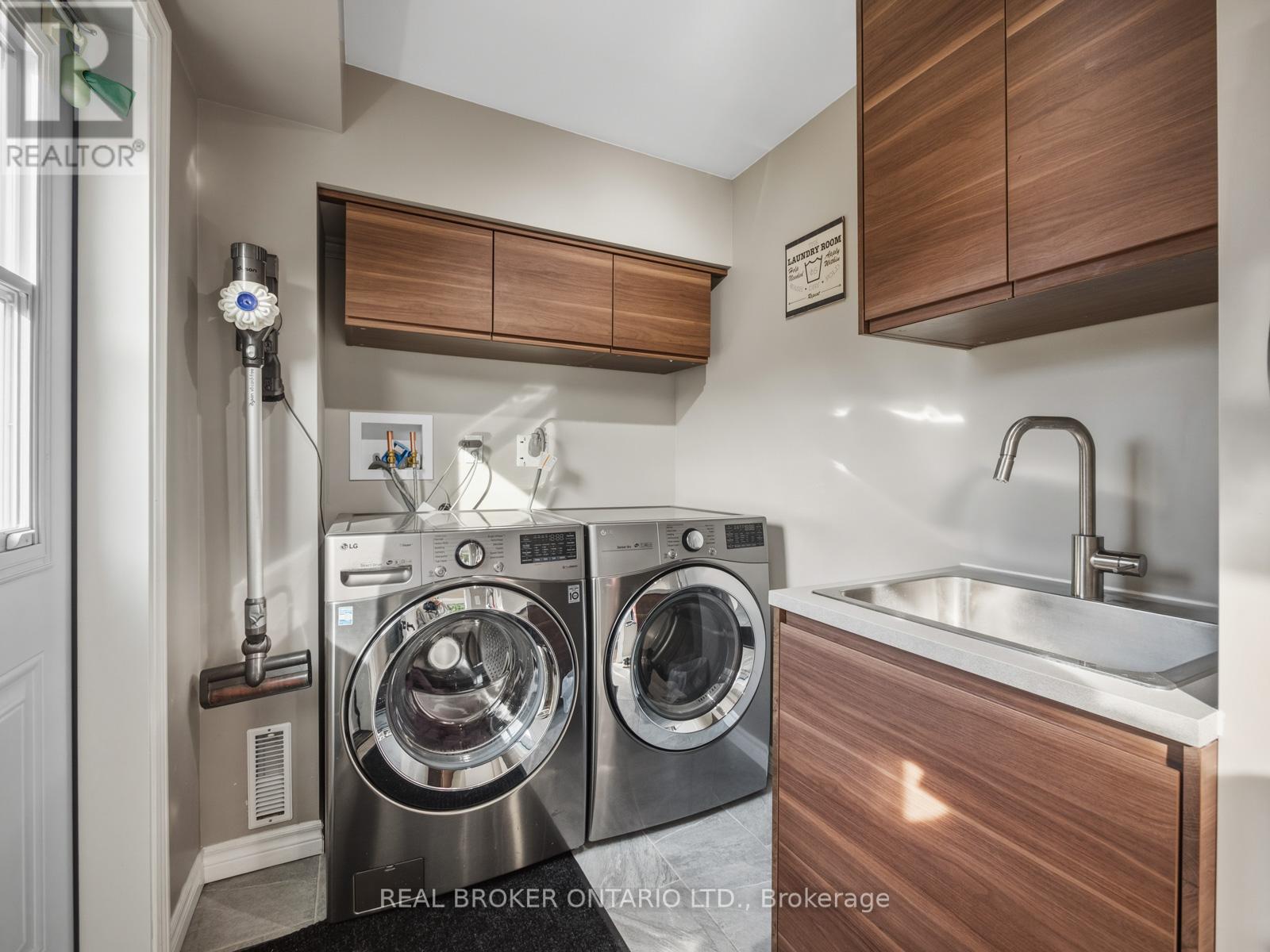 24 Mansion Street, Brampton, Ontario  L6S 3E2 - Photo 15 - W13051944