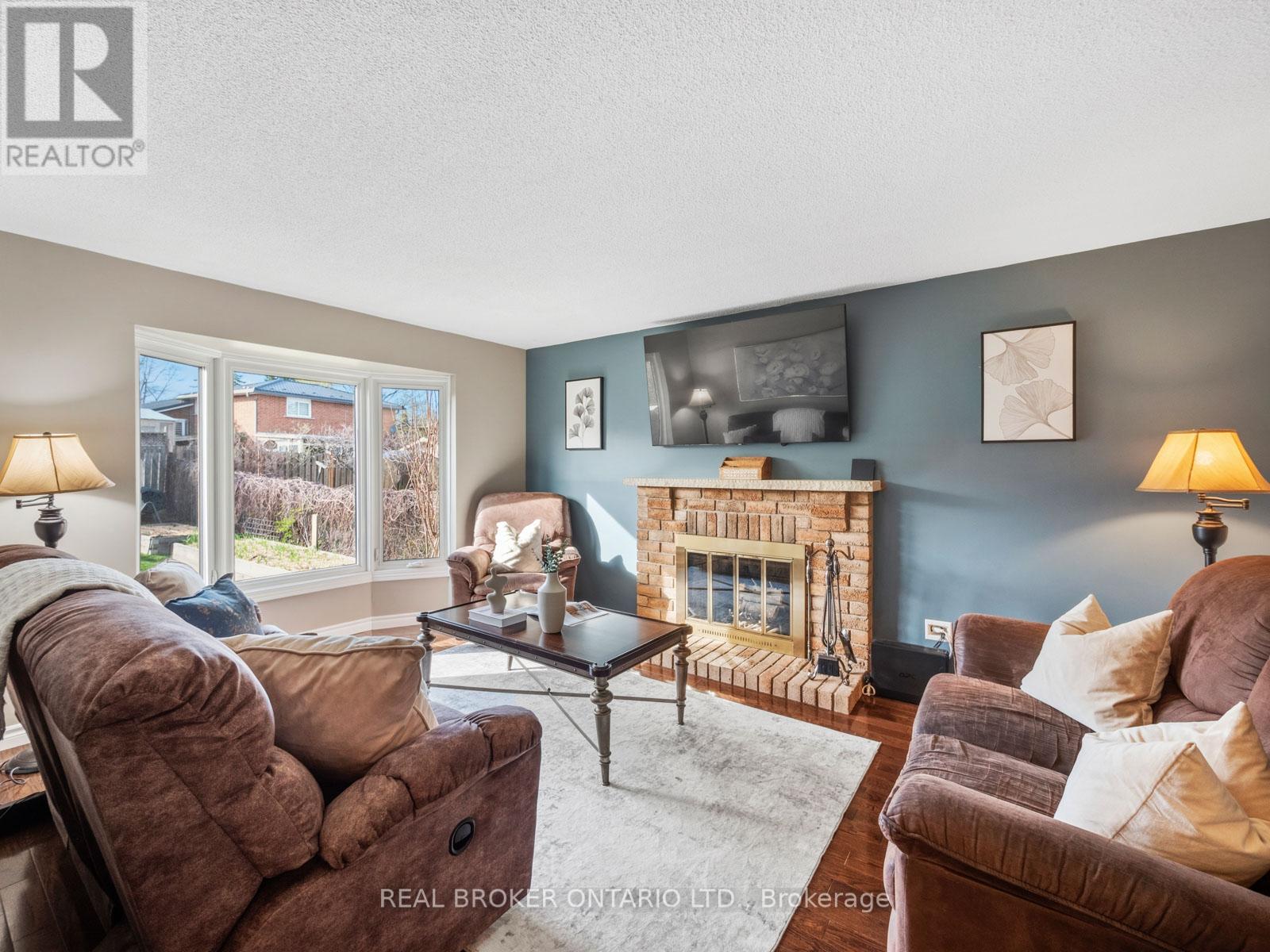 24 Mansion Street, Brampton, Ontario  L6S 3E2 - Photo 16 - W13051944