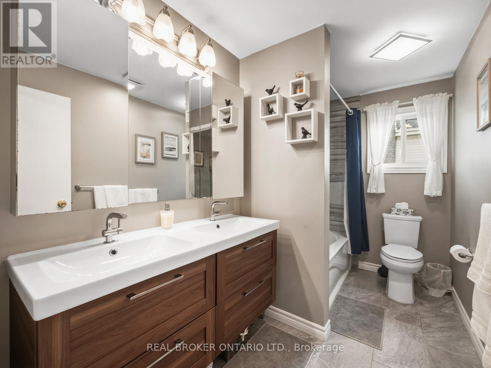 24 Mansion Street, Brampton, Ontario  L6S 3E2 - Photo 29 - W13051944