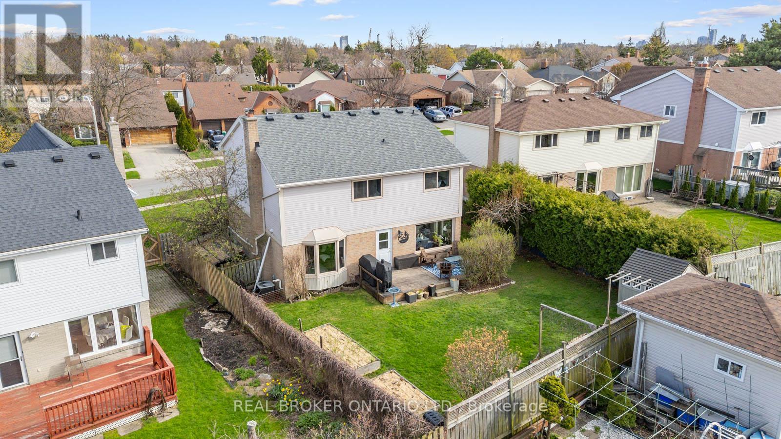 24 Mansion Street, Brampton, Ontario  L6S 3E2 - Photo 37 - W13051944