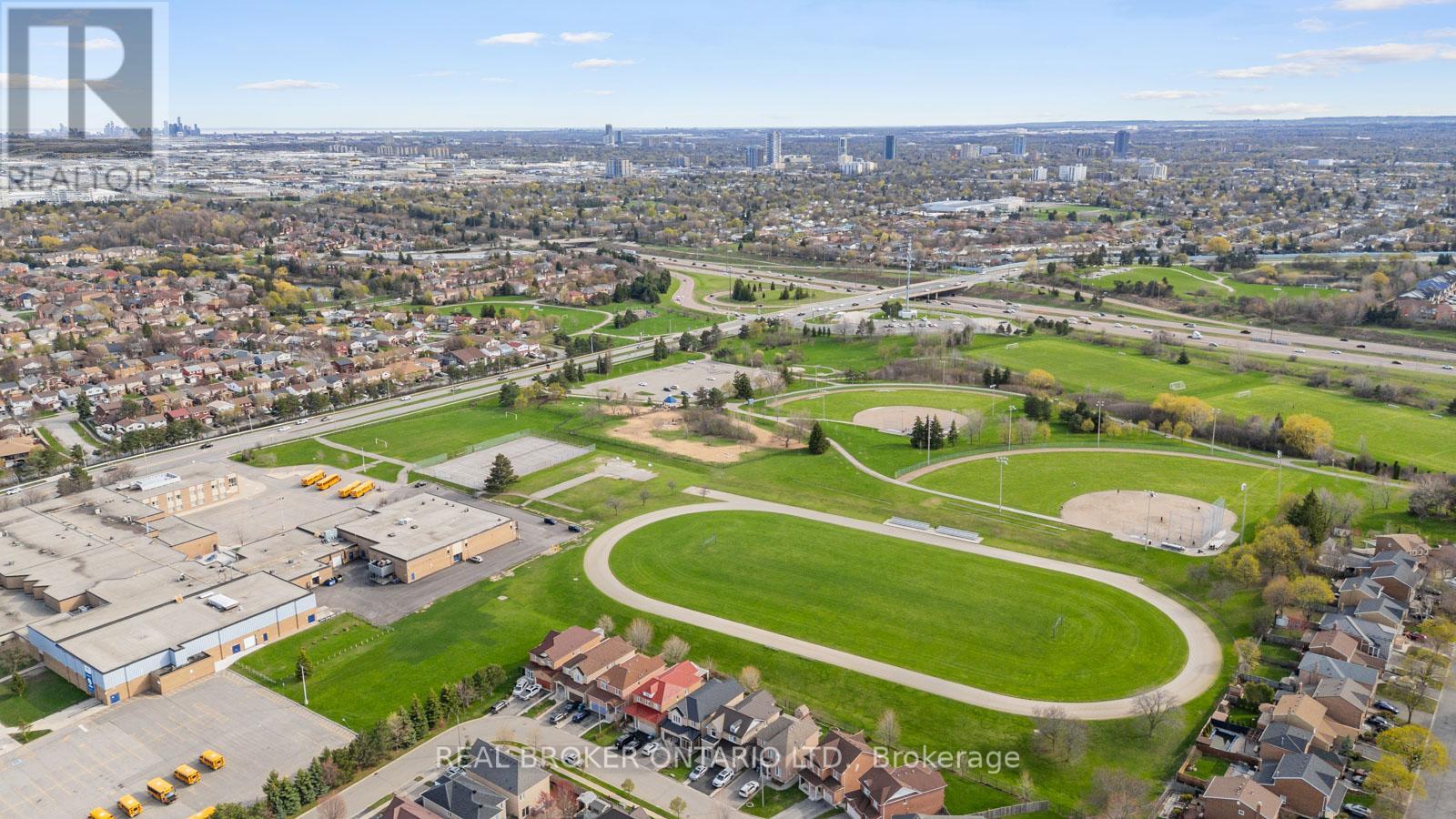 24 Mansion Street, Brampton, Ontario  L6S 3E2 - Photo 38 - W13051944