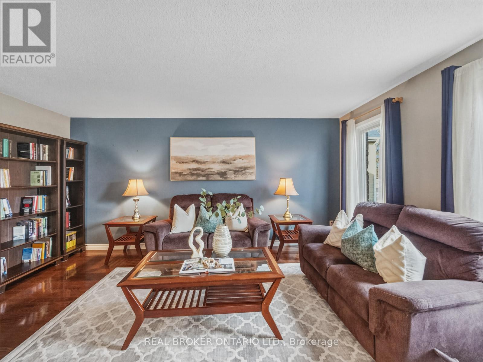 24 Mansion Street, Brampton, Ontario  L6S 3E2 - Photo 5 - W13051944