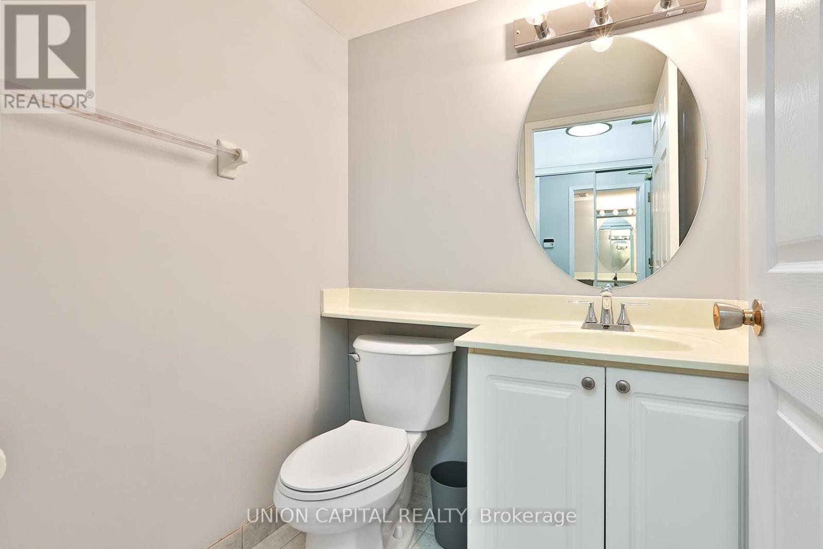 710 - 17 Michael Power Place, Toronto, Ontario  M9A 5G5 - Photo 4 - W13051960