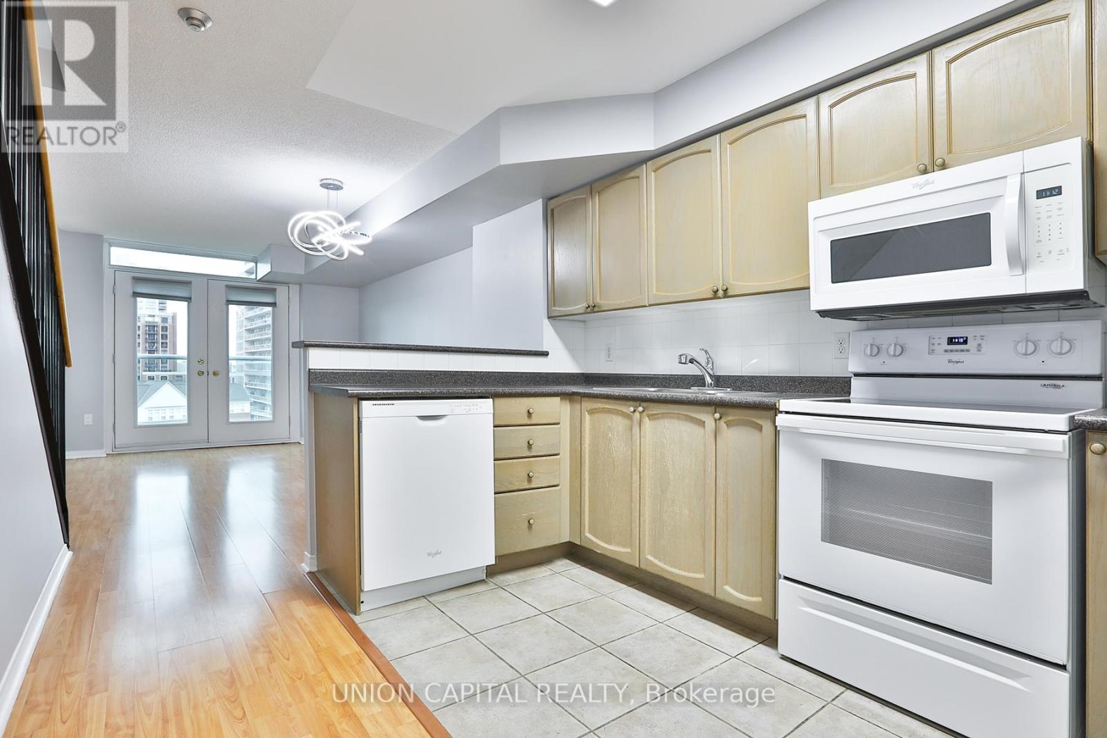 710 - 17 Michael Power Place, Toronto, Ontario  M9A 5G5 - Photo 5 - W13051960