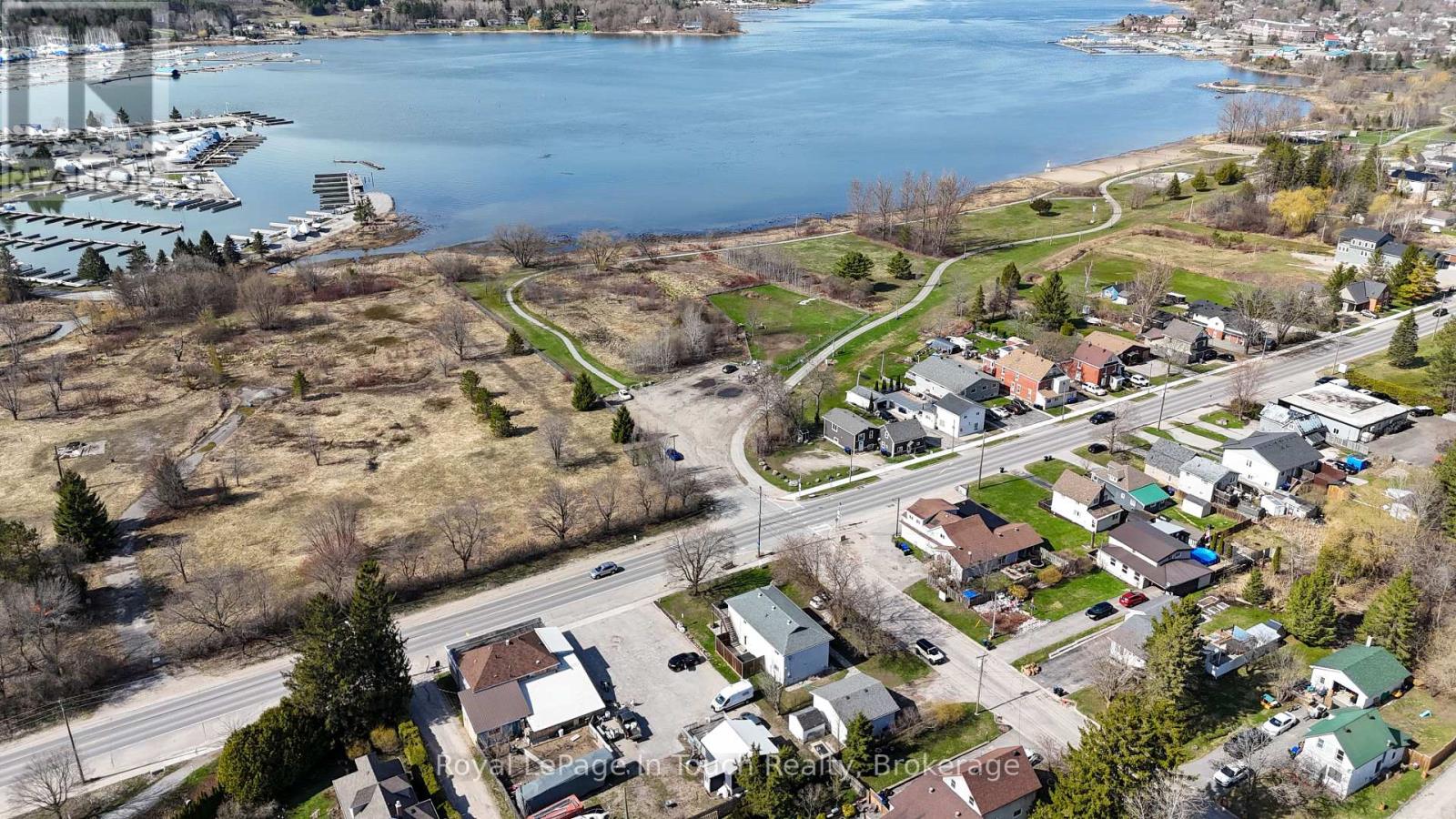 108 Robert Street W, Penetanguishene, Ontario  L9M 1P1 - Photo 3 - S12846680