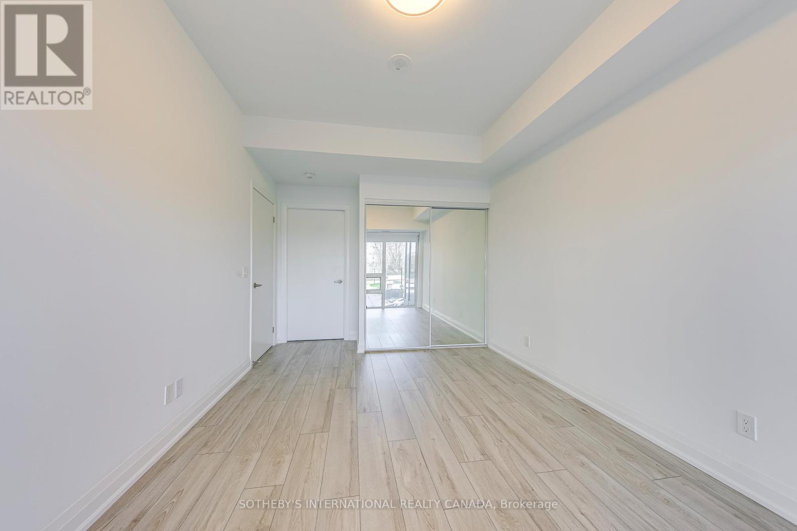212 - 1035 Southdown Road, Mississauga, Ontario  L5J 0A2 - Photo 18 - W13041500