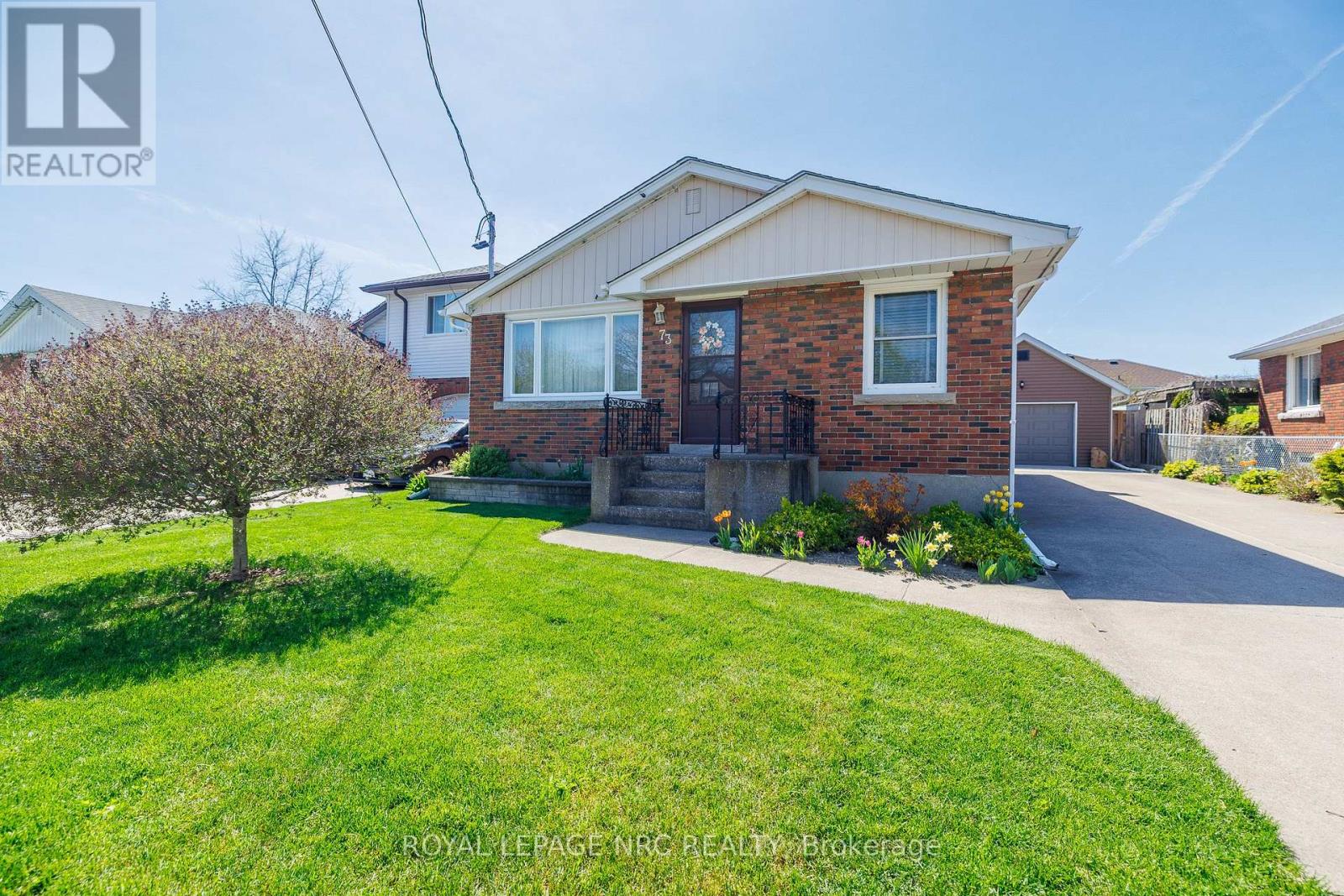 73 Queen Street S, Thorold, Ontario  L2V 3N6 - Photo 2 - X13052004