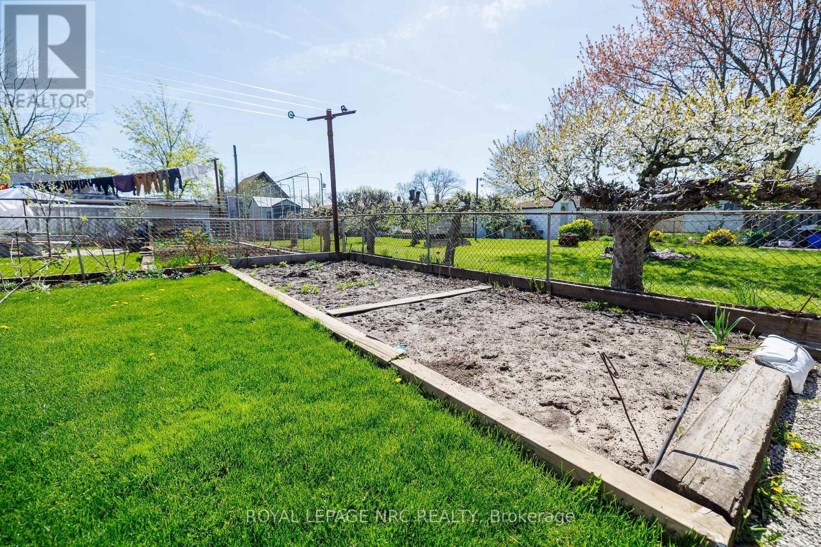 73 Queen Street S, Thorold, Ontario  L2V 3N6 - Photo 37 - X13052004