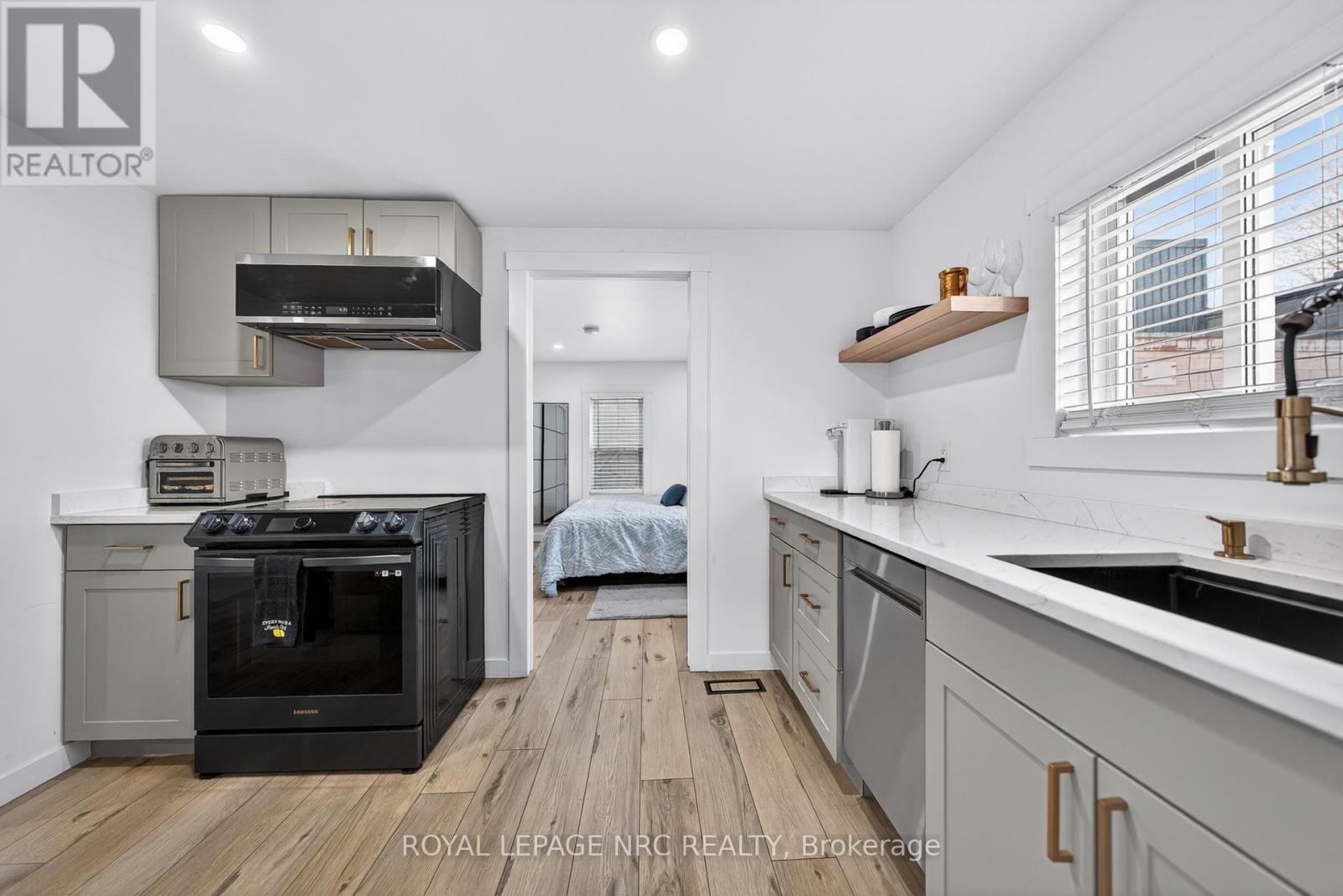 56 Decew Street, Port Colborne, Ontario  L3K 1C1 - Photo 17 - X13052136