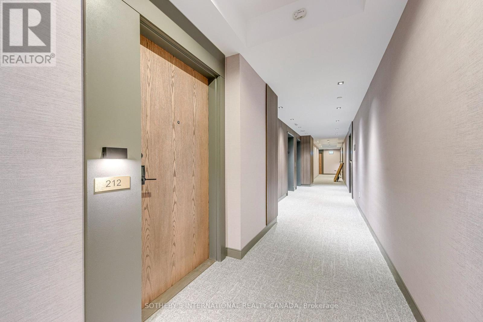 212 - 1035 Southdown Road, Mississauga, Ontario  L5J 0A2 - Photo 5 - W13041500