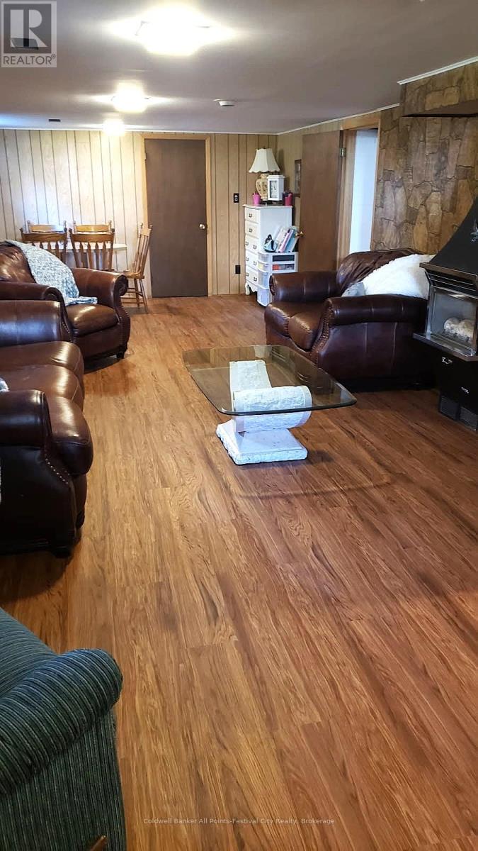 148 Wellington Street, West Perth, Ontario  N0K 1N0 - Photo 37 - X12967534