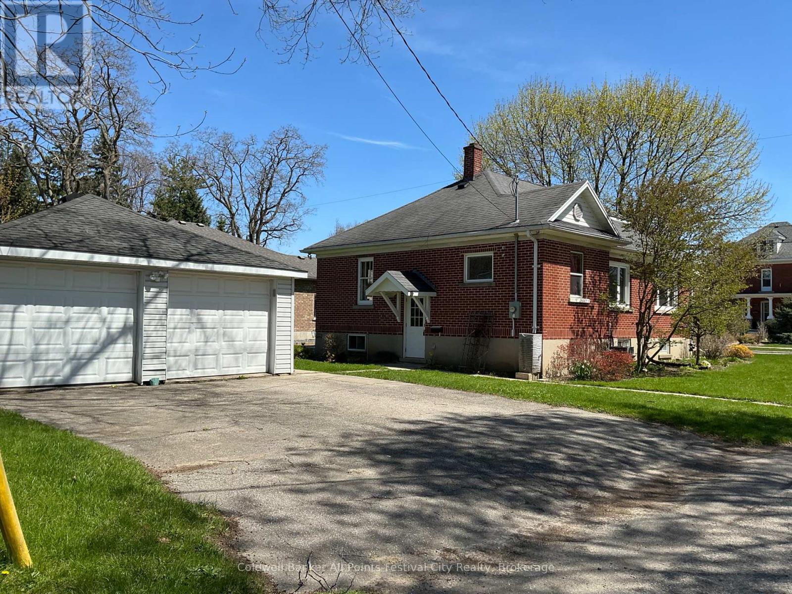 148 Wellington Street, West Perth, Ontario  N0K 1N0 - Photo 5 - X12967534