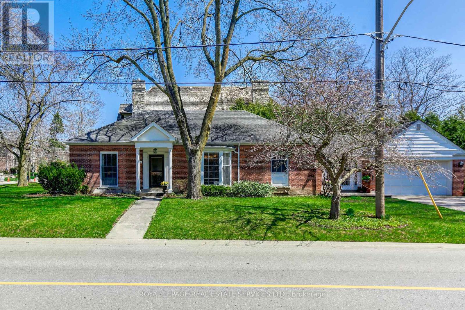 44 Highland Crescent, Toronto, Ontario  M2L 1G6 - Photo 2 - C13051624