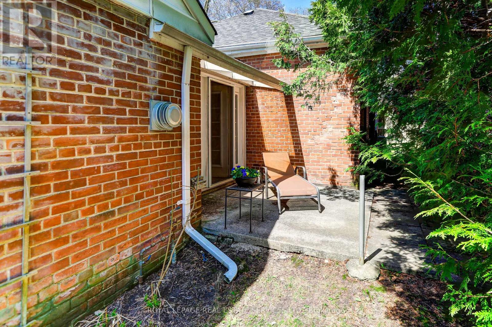 44 Highland Crescent, Toronto, Ontario  M2L 1G6 - Photo 28 - C13051624