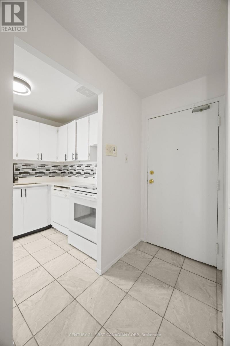 504 - 1104 Jalna Boulevard, London South, Ontario  N6E 2S6 - Photo 5 - X13051396