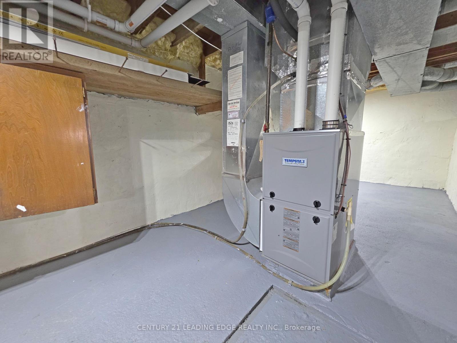 500 The Queensway South, Georgina, Ontario  L4P 2E3 - Photo 29 - N13031126