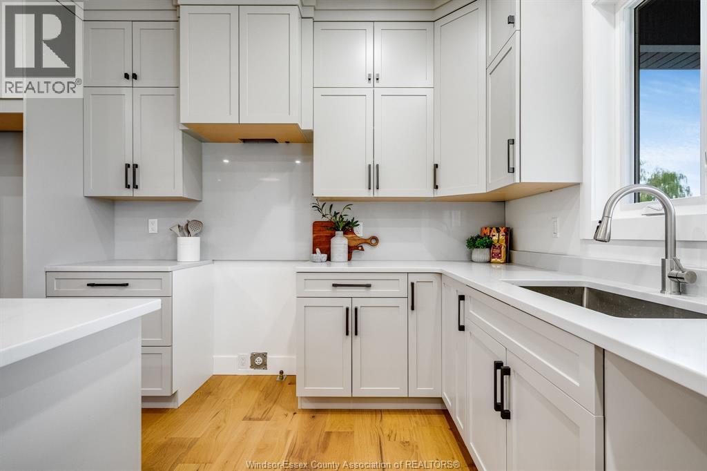 8336 Annie, Mcgregor, Ontario  N0R 1J0 - Photo 17 - 26009368