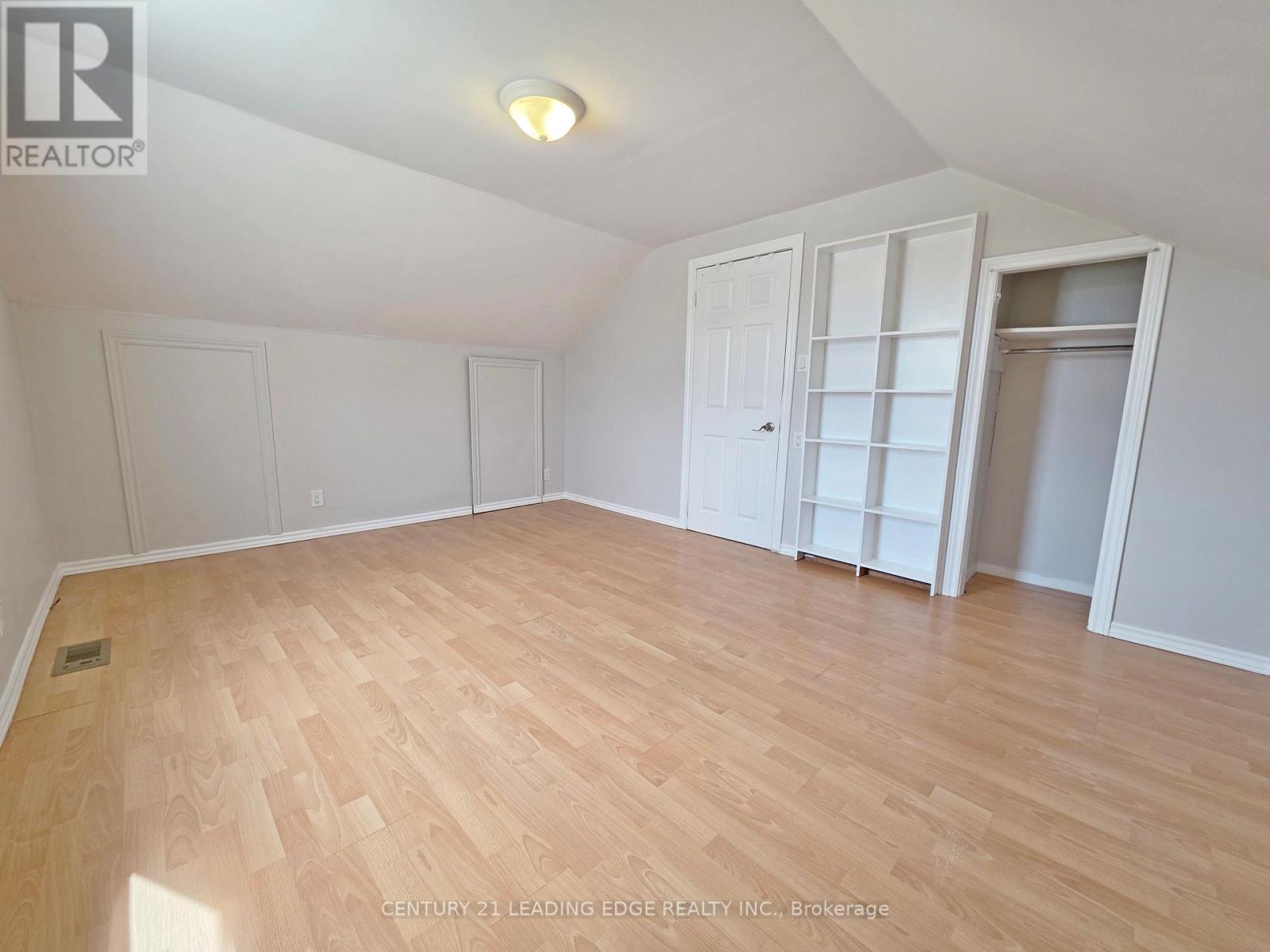 500 The Queensway South, Georgina, Ontario  L4P 2E3 - Photo 22 - N13031126