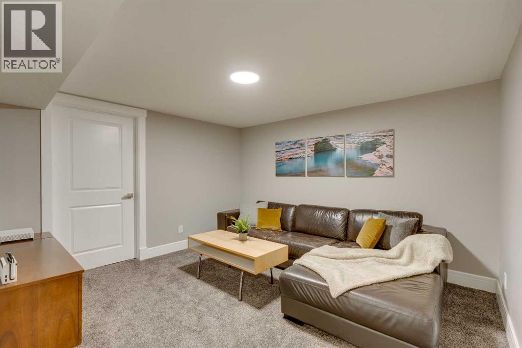 2444 45 Street SE, Calgary, Alberta  T2B 1K4 - Photo 31 - A2286368