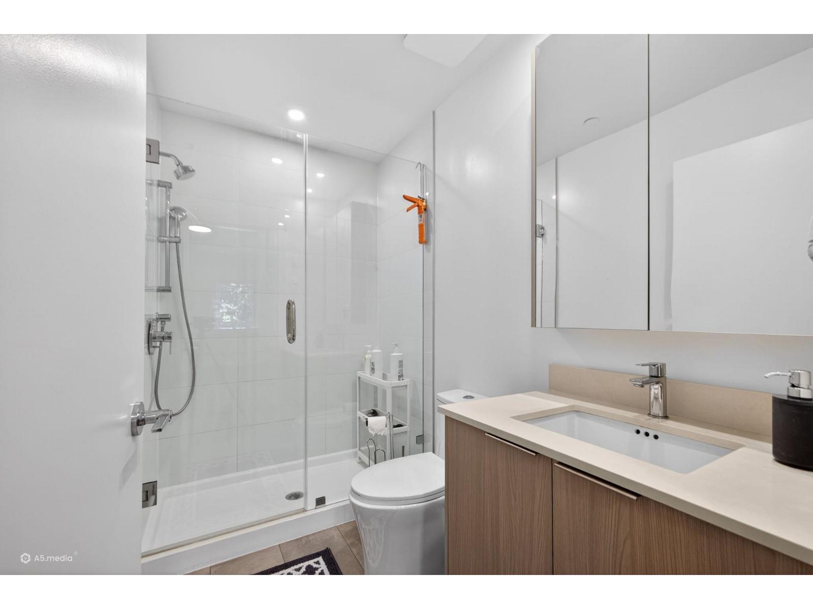 318 13968 Laurel Drive, Surrey, British Columbia  V3T 0S9 - Photo 15 - R3115410