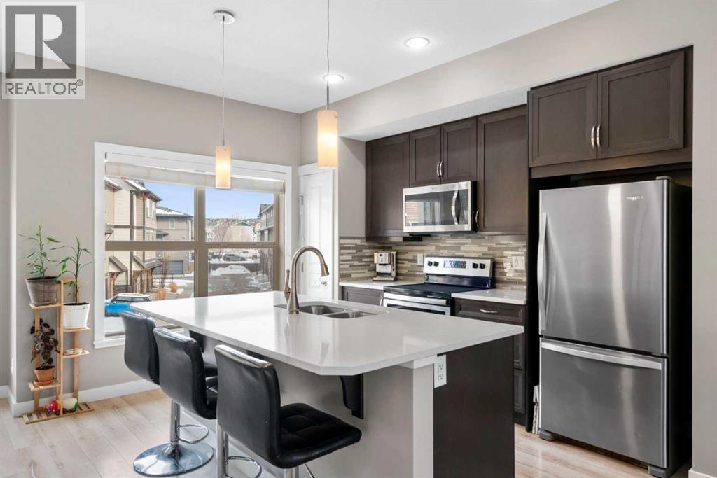 603, 32 Horseshoe Crescent, Cochrane, Alberta  T4C 2P4 - Photo 2 - A2287191