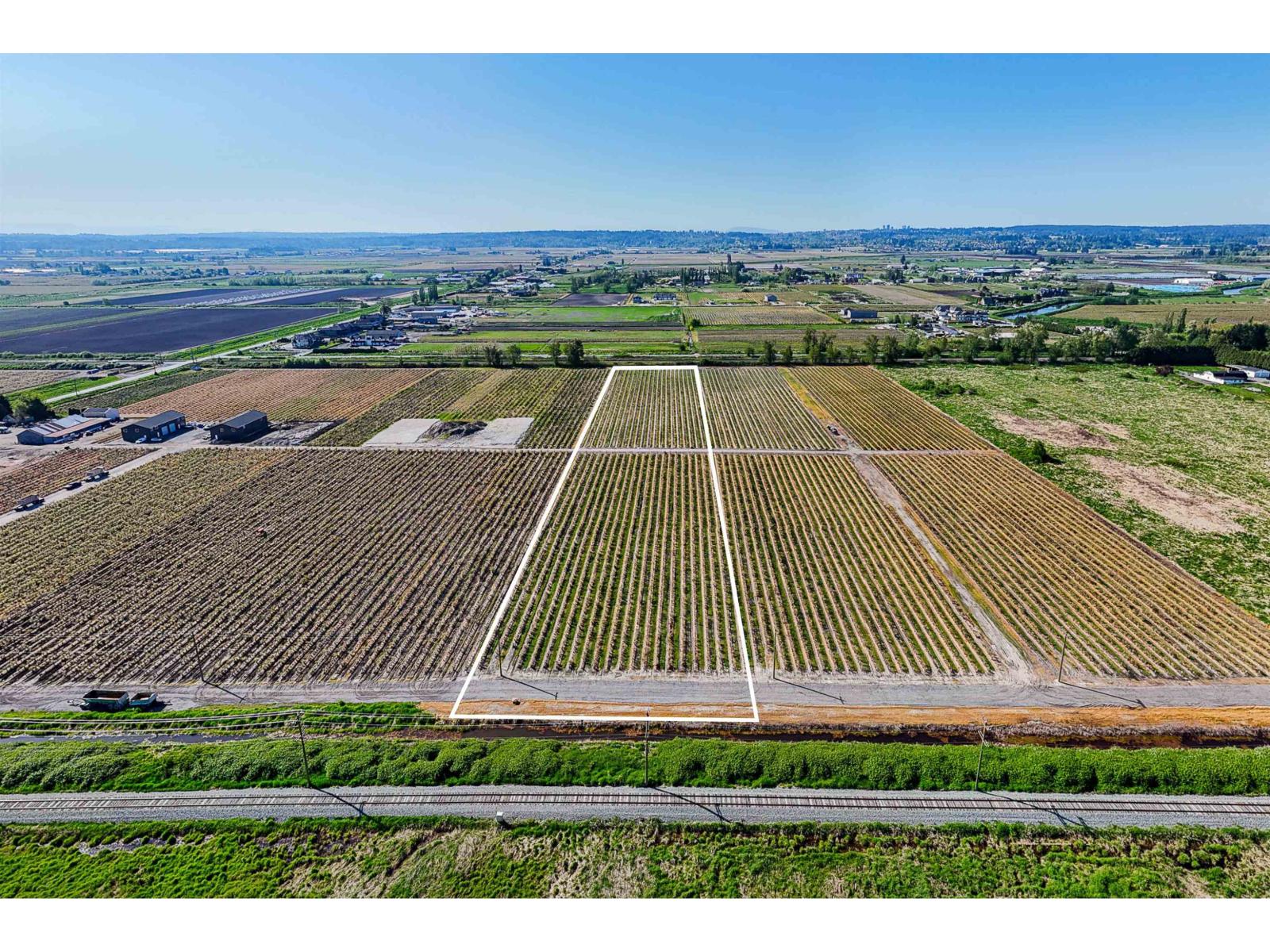 16623 Colebrook Road, Surrey, British Columbia  V3S 0L2 - Photo 2 - R3114605