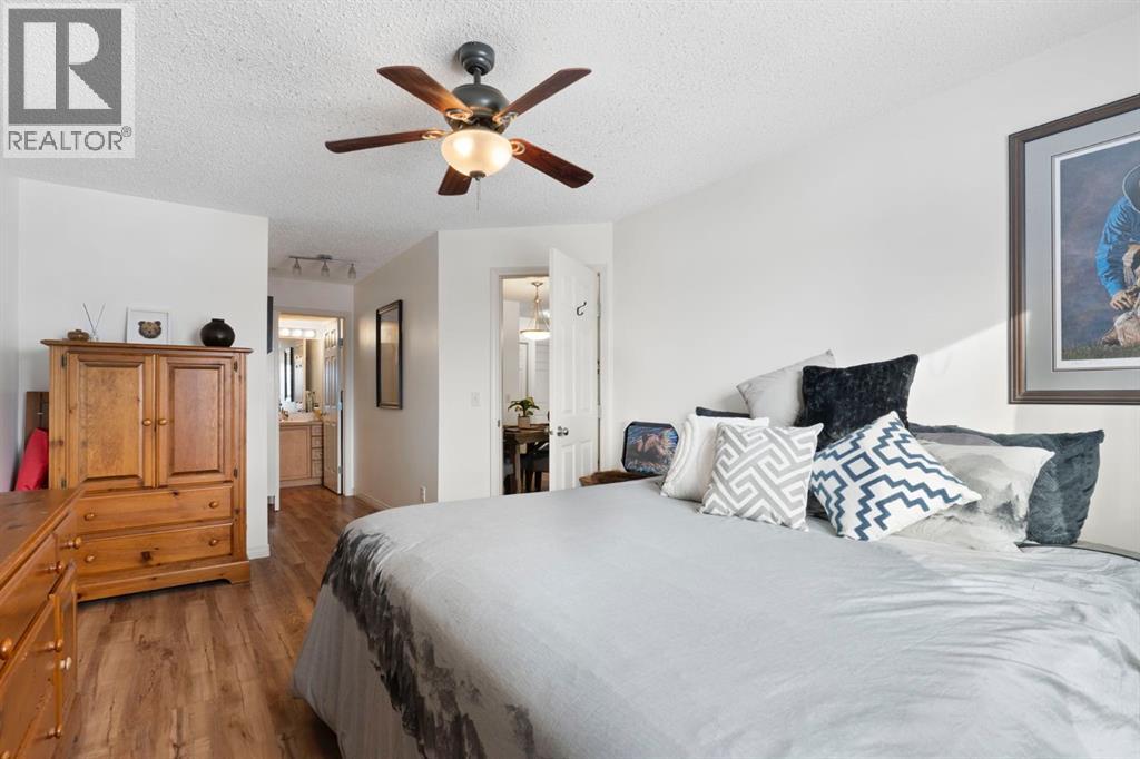 301, 128 Centre Avenue, Cochrane, Alberta  T4C 1Z4 - Photo 10 - A2287535