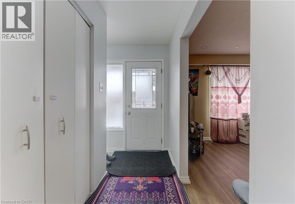 110 Hazelglen Drive, Kitchener, Ontario  N2M 2E5 - Photo 3 - 40824801