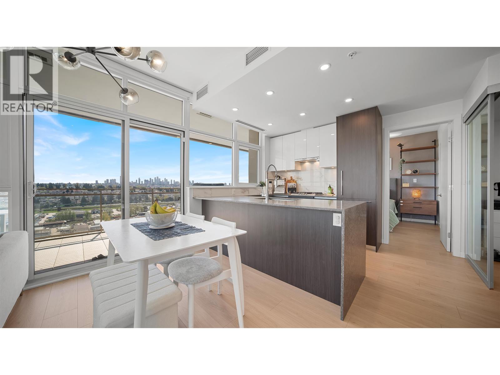 1805 5333 Goring Street, Burnaby, British Columbia  V5B 0B6 - Photo 5 - R3116567