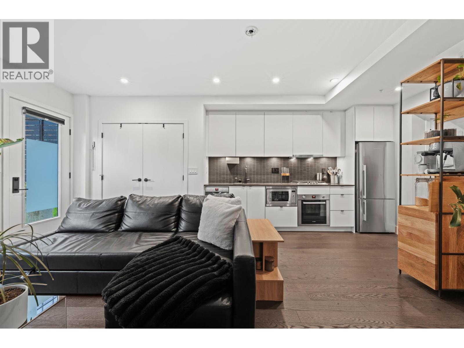 2726 Spring Street, Port Moody, British Columbia  V3H 0K7 - Photo 10 - R3116568