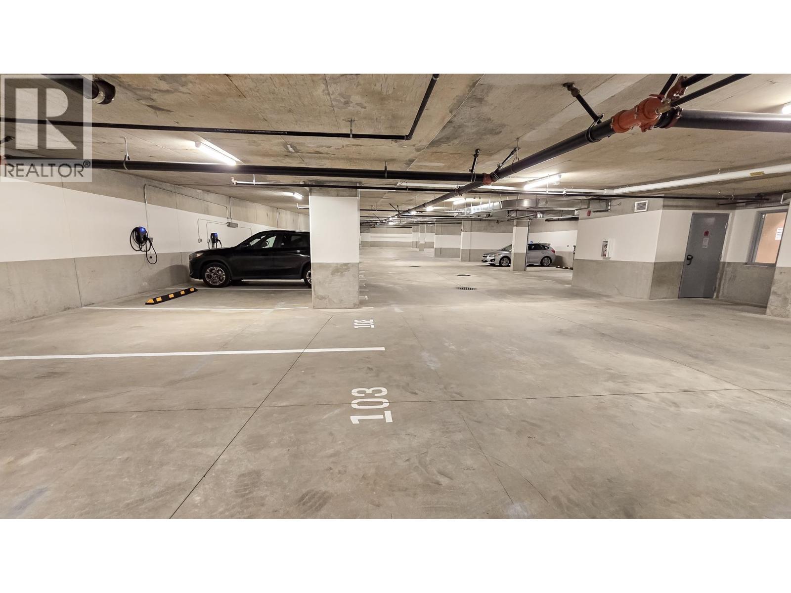 402 110 E 17th Street, North Vancouver, British Columbia  V7L 0K4 - Photo 16 - R3116589