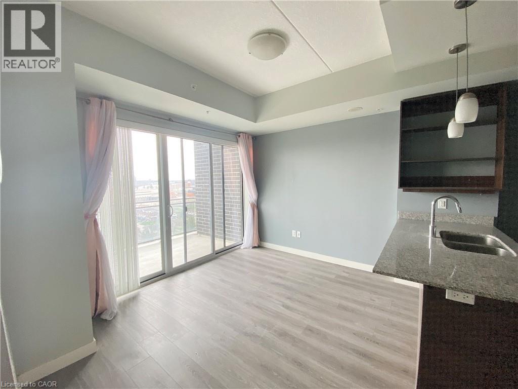 318 Spruce Street Unit# 1501, Waterloo, Ontario  N2L 0E9 - Photo 2 - 40824203