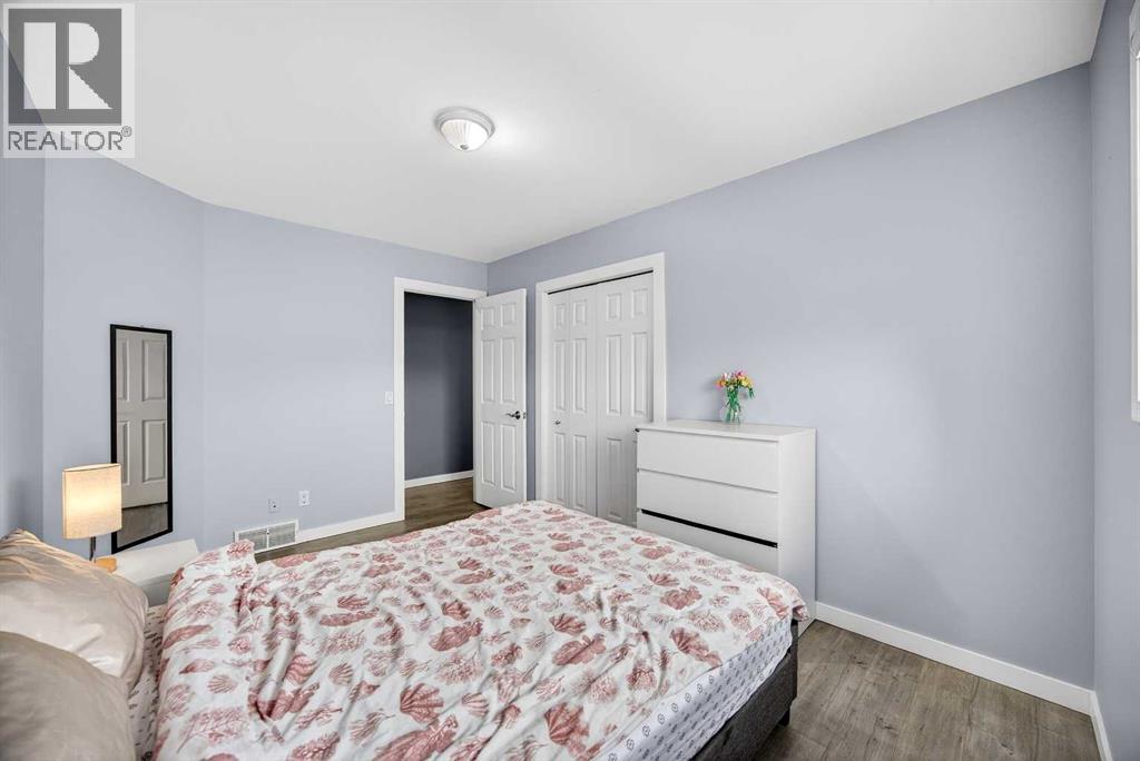 237 Willowbrook Close Nw, Airdrie, Alberta  T4B 2J6 - Photo 29 - A2298647