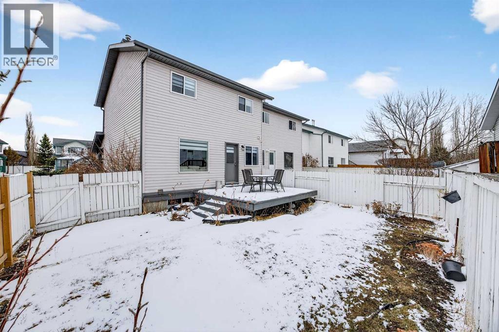 237 Willowbrook Close Nw, Airdrie, Alberta  T4B 2J6 - Photo 37 - A2298647