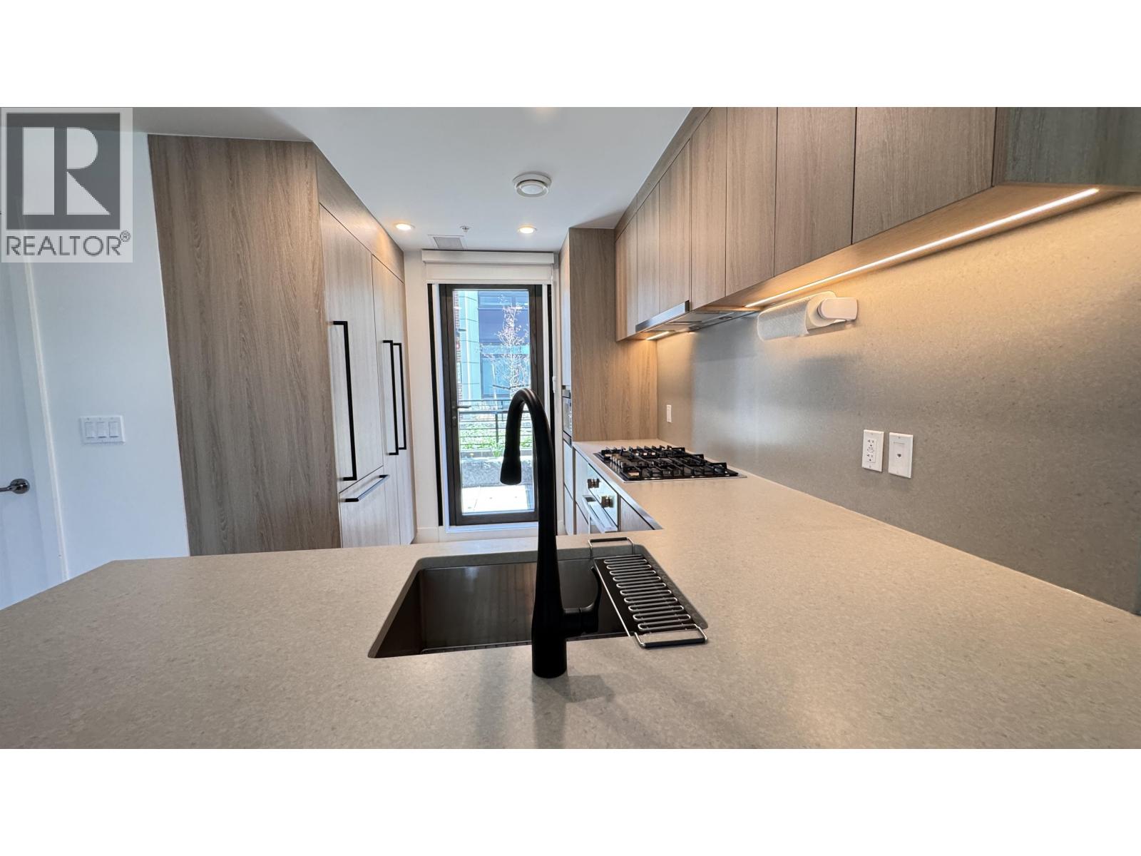 6258 Oak Street, Vancouver, British Columbia  V6M 2W4 - Photo 2 - R3116573