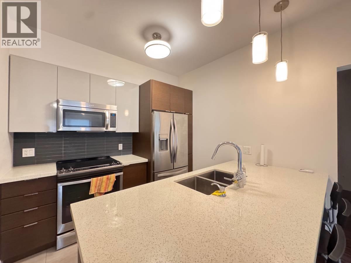 106 7727 Royal Oak Avenue, Burnaby, British Columbia  V5J 4K2 - Photo 2 - R3116586