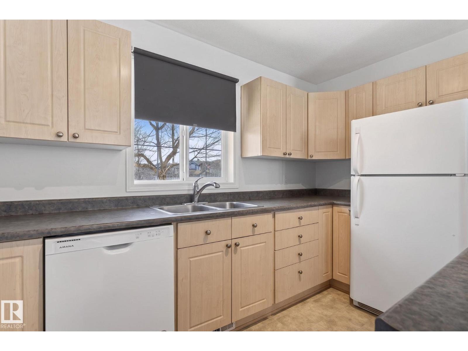 1904 36 Av Nw, Edmonton, Alberta  T6T 1S9 - Photo 10 - E4484444