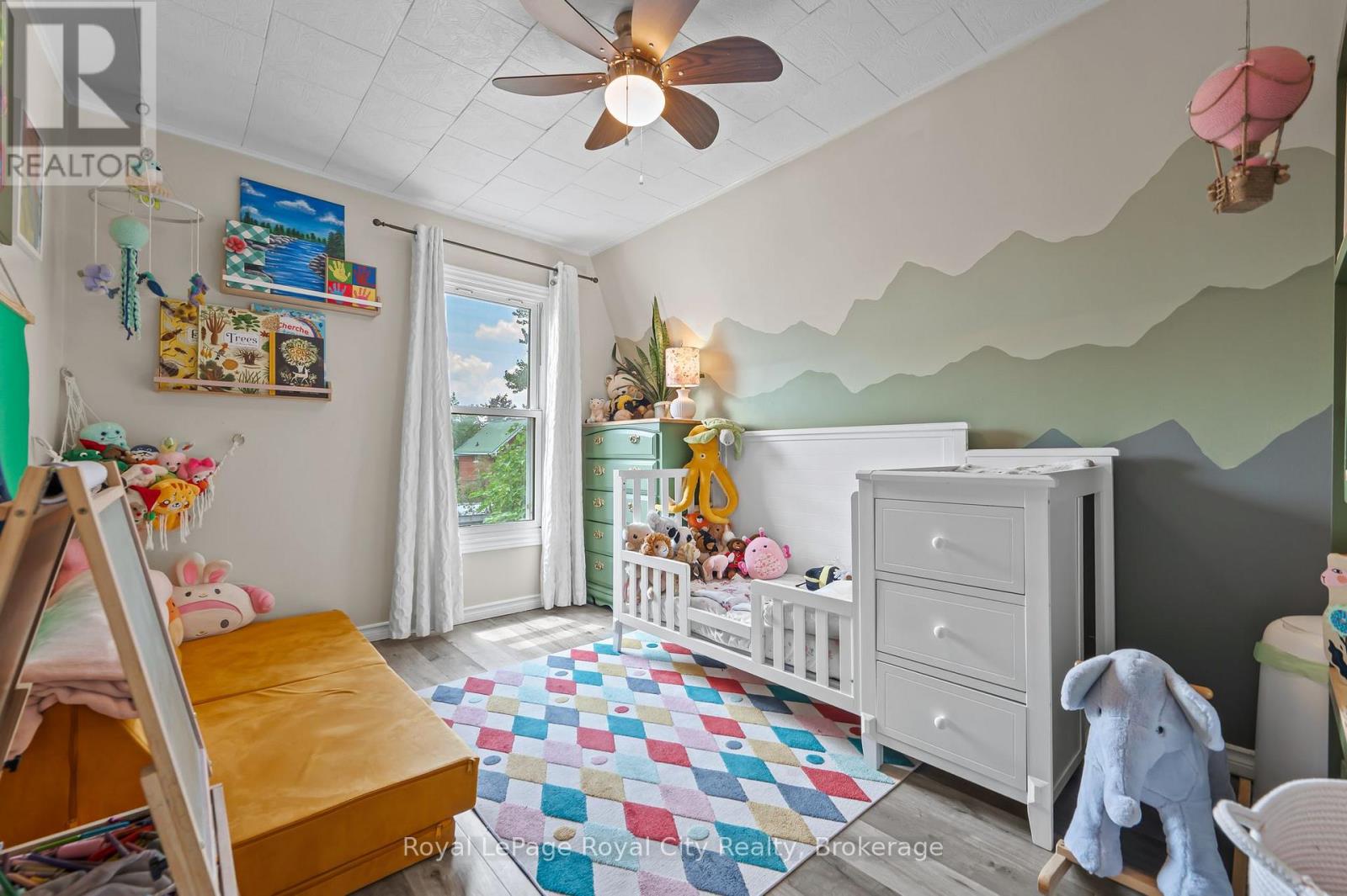 137 Perth Street, Stratford, Ontario  N5A 3Y1 - Photo 20 - X13051992