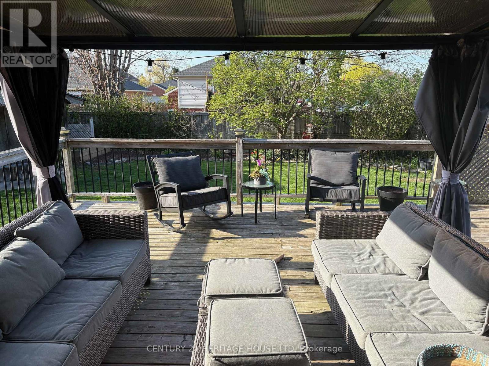 1 Massey Drive, St. Thomas, Ontario  N5R 5M6 - Photo 3 - X12879690