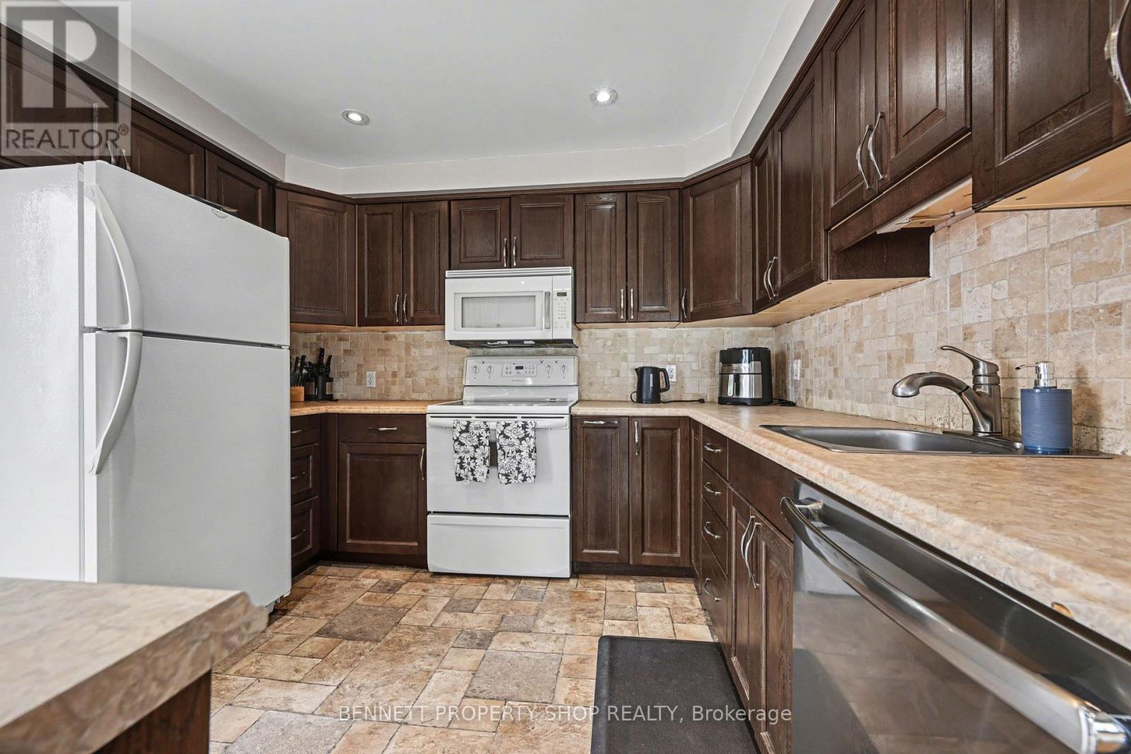 143 Rathwell Shore Road, Beckwith, Ontario  K7C 4L4 - Photo 5 - X12968110