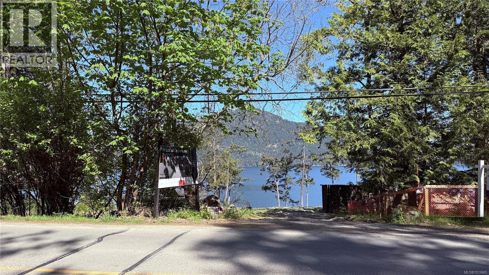 760 Lands End Rd, North Saanich, British Columbia  V8L 5K9 - Photo 4 - 1033665