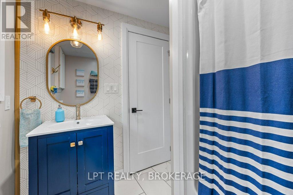 805 Cartwrights Lane, Leeds And The Thousand Islands, Ontario  K0H 2N0 - Photo 12 - X13052030