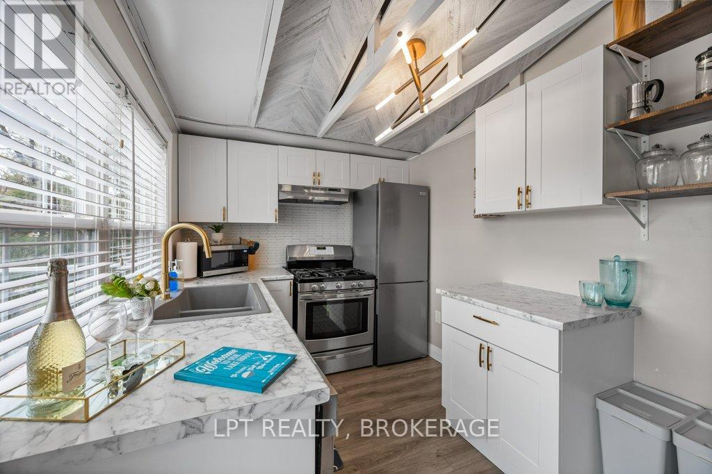 805 Cartwrights Lane, Leeds And The Thousand Islands, Ontario  K0H 2N0 - Photo 19 - X13052030