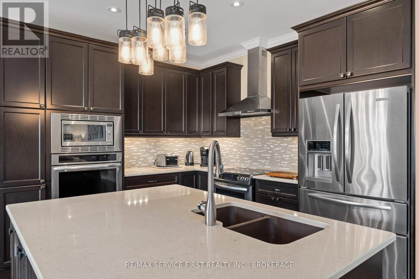 141 Champagne Crescent, Loyalist, Ontario  K7N 0B3 - Photo 7 - X13052032