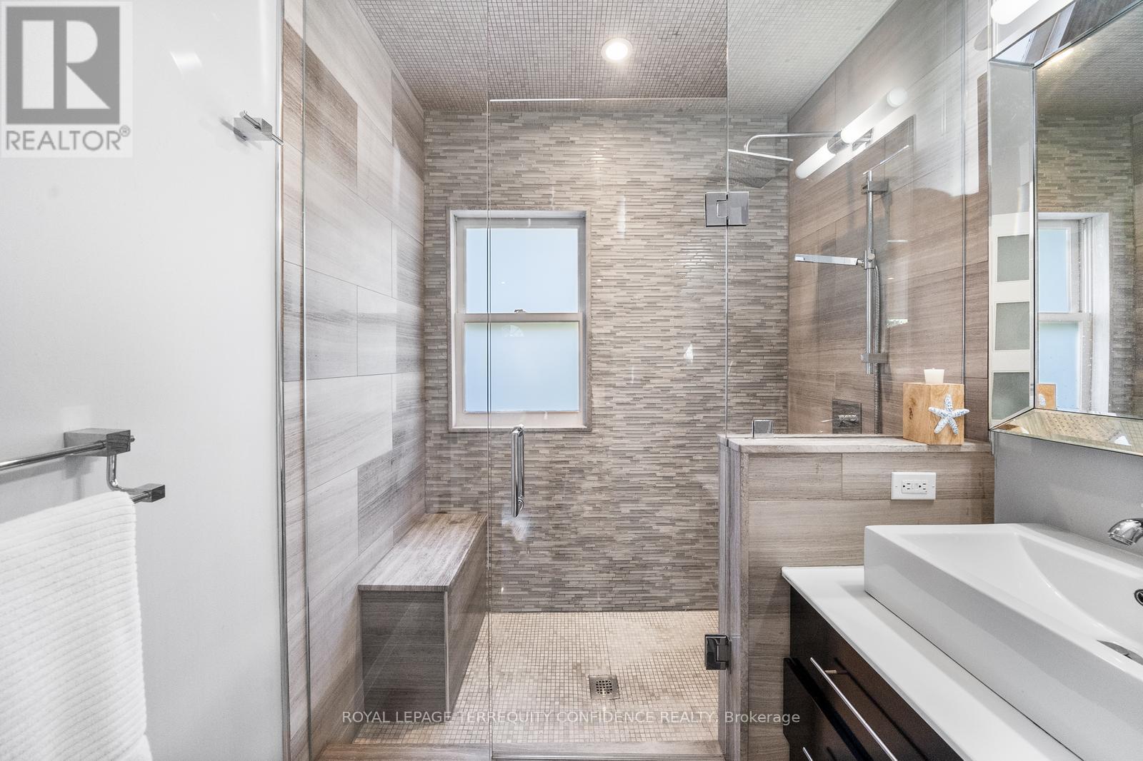 45 Glenborough Park Crescent, Toronto, Ontario  M2R 2G4 - Photo 14 - C13019236