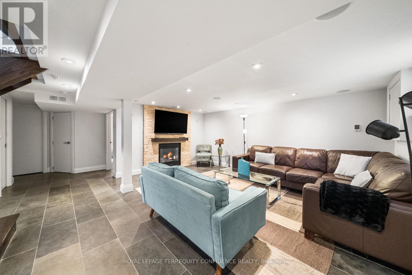 45 Glenborough Park Crescent, Toronto, Ontario  M2R 2G4 - Photo 24 - C13019236