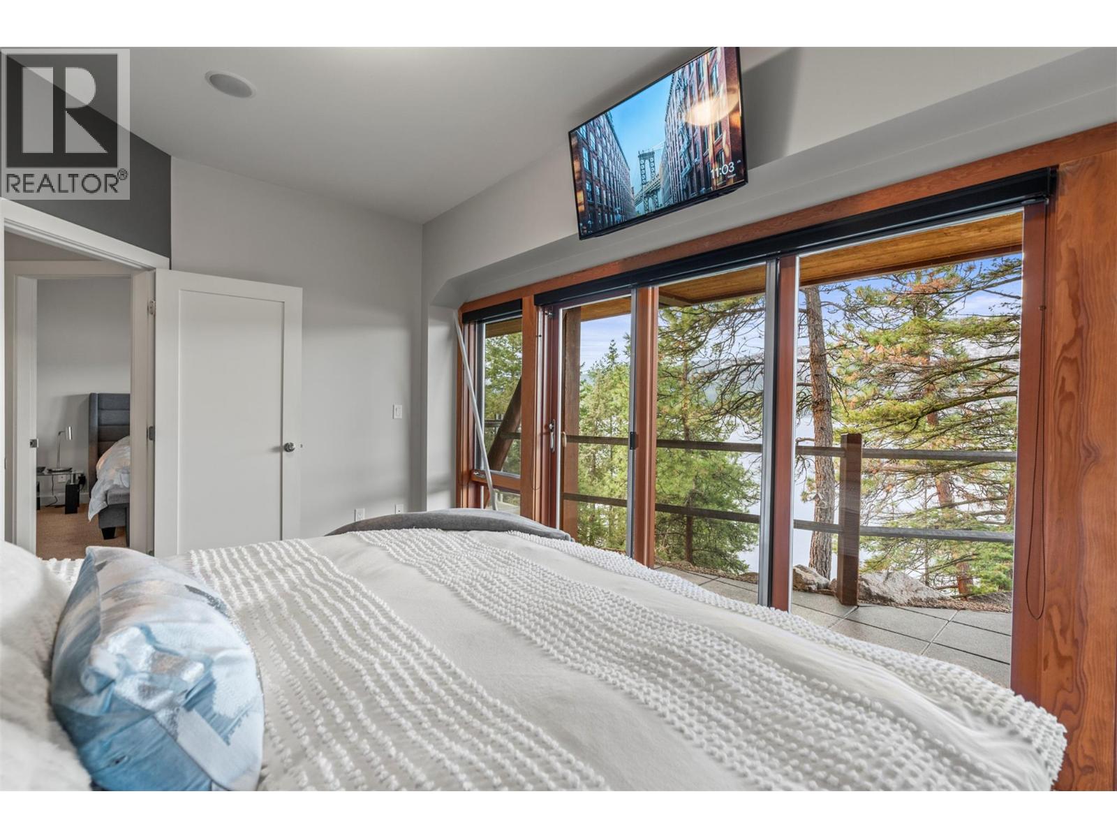 9845 Eastside Road Unit# 151, Vernon, British Columbia  V1H 1Z2 - Photo 37 - 10371132