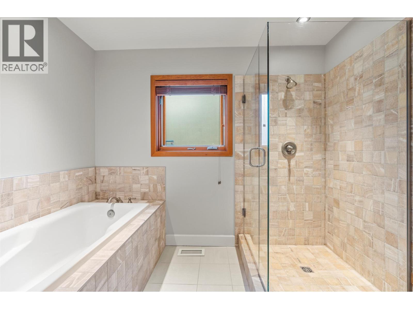 9845 Eastside Road Unit# 151, Vernon, British Columbia  V1H 1Z2 - Photo 50 - 10371132